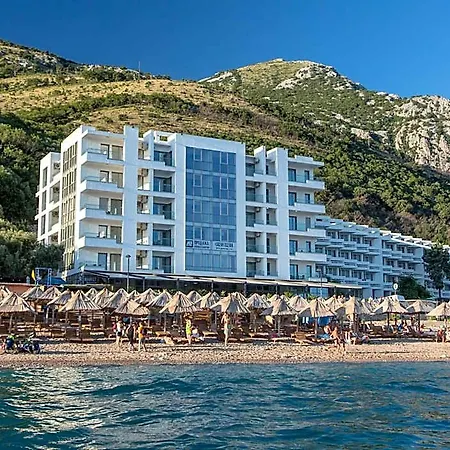 Hotel Sea 4*